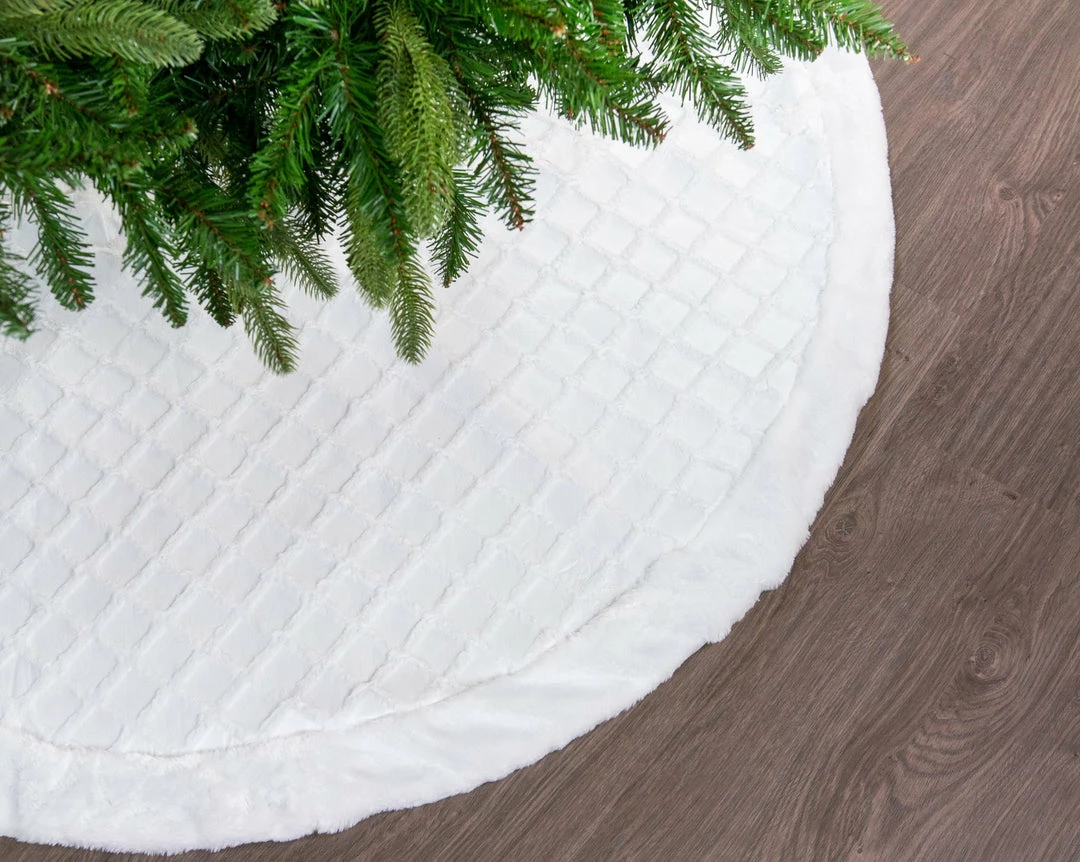 New π The π Christmas Palace 48" WHITE FUZZY TREE π SKIRT π 1 The Christmas Palace 48" WHITE FUZZY TREE SKIRT