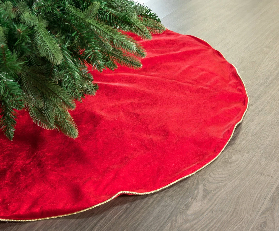 Brand new π The β Christmas Palace 48" RED VELVET TREE π SKIRT β 1 The Christmas Palace 48" RED VELVET TREE SKIRT