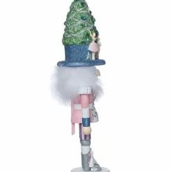 The Christmas Palace Nutcrackers 18