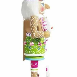 The Christmas Palace Nutcrackers 16